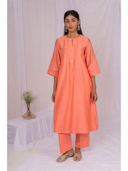 Mushio - Peach Pintucks Floral Lace Chanderi Kurta