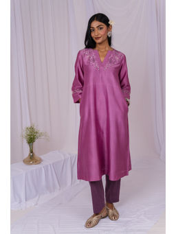 Mushio - Lavender Floral Embroidered Chanderi Kurta