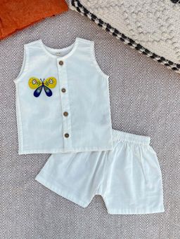 Bhaakur - White Organic Cotton Embroidered Jhabla With Shorts