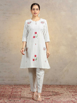 Cotton Culture - Off White Stripes Pure Cotton Regular Kurta and Pant