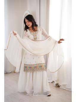Mirraw - White Embroidered Georgette Regular Kurta with Palazzo and Dupatta