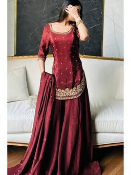 Mirraw - Maroon Embroidered Crepe Regular Kurta with Palazzo and Dupatta