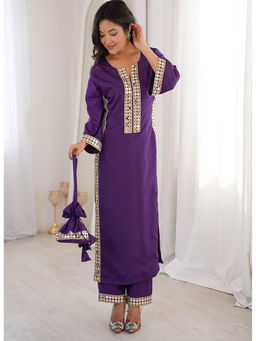 Mirraw - Purple Embellished Crepe Regular Kurta and Pant