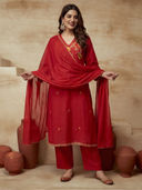 Red color option, Sold out, Currently selected