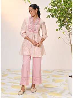Lakshita - Women Pink Embroidered Schiffli Kurti