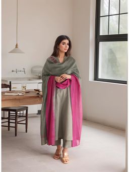 Gahan - Womens Viscose Rayon Straight Solid Kurta with Pant & Dupatta - Grey