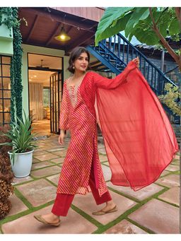 Gahan - Womens Viscose Rayon Embroidered Kurta with Pant & Dupatta - Red