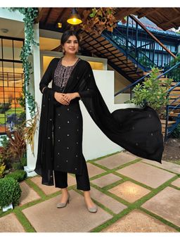Gahan - Womens Viscose Rayon Embroidered Kurta with Pant & Dupatta - Black