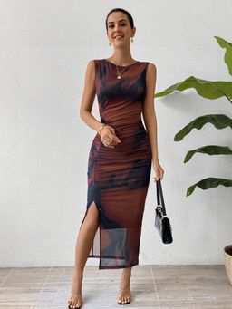 Outzidr - Brown Fitted Midi Bodycon Party Dress With Side Ruching Detail