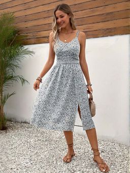 Outzidr - Blue Printed Strappy Vacay Dress