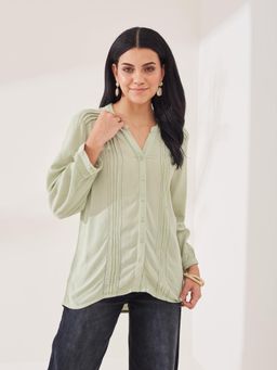 Latin Quarters - Women's Green Solid Full Sleeves Casual Shirt