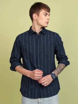 HIGHLANDER - Men Navy Blue Stripes Casual Shirt