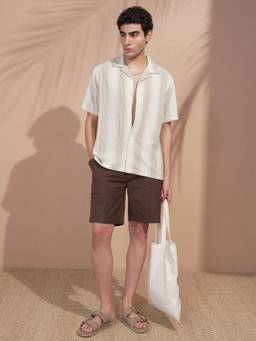 HIGHLANDER - Men Beige Vertical Stripes Collar Relaxed Fit Shirt