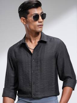 HIGHLANDER - Men Grey Textured Full Sleeves Shirt