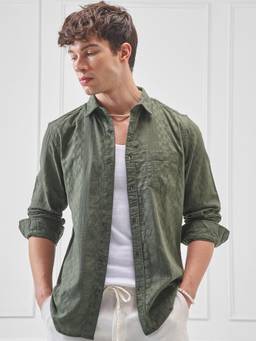 HIGHLANDER - Men's Green Collar Neck Full Sleeves Slim Self Design Shirt