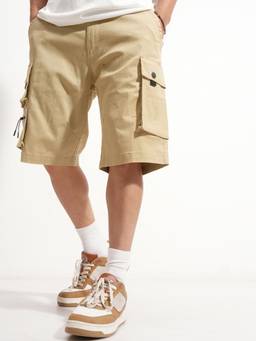 HIGHLANDER - Men Beige Solid Regular Fit Cargo Shorts
