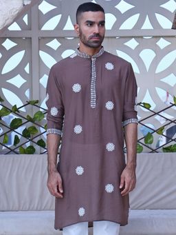 MANQ - Brown Mens Ethnic Motif Sequinned Embroidered Smart Kurta