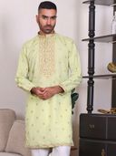 Green color option, Currently selected