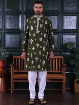 MANQ - Green Men Ethnic Sequinned Embroidered Kurta With Salwar
