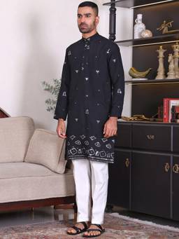 MANQ - Black Men Ethnic Sequinned Embroidered Kurta With Trousers