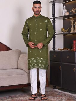 MANQ - Green Ethnic Sequinned Embroidered Men Kurta With Trousers