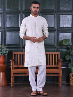 MANQ - White Men Ethnic Sequinned Embroidered Kurta With Salwar