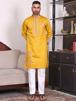 MANQ - Yellow Men Ethnic Motif Sequinned Embroidered Kurta With Trousers