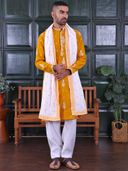Yellow color option, Currently selected