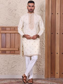 MANQ - Cream Men Ethnic Motif Kurta With Trousers