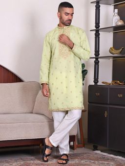 MANQ - Green Mens Ethnic Motif Embroidered Kurta With Trousers