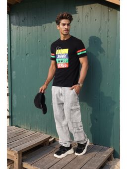 The Indian Garage Co - Men Slim Fit Johnny Bravo Printed Crew Neck T-Shirt