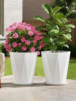 Kuber Industries - Rotomould 18 Inch Big Flower Pot with Tray & Drain Hole Diamond - White (Pack of 2)
