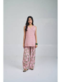 Setara - Women's Pink Cotton Floral Kurti and Salwar