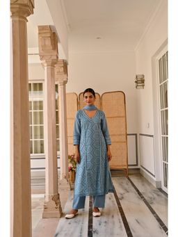 Karaj Jaipur - V-Neck Blue Schiffali Kurta with Pant and Dupatta (Set of 3)