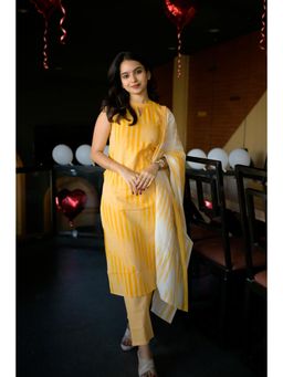 Gahan - Womens Viscose Rayon Straight Stripes Kurta with Pant & Dupatta