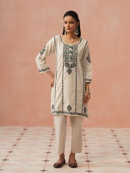 House of Chikankari - Off White Cotton Flex Chikankari Kurta