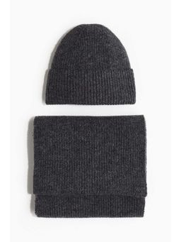 H&M - Men Grey 2-Piece Knitted Scarf And Beanie Set