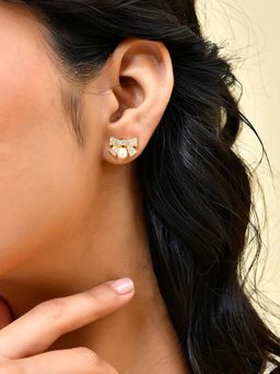 Voylla - Trendy Adore Me Beautiful Stud Earrings