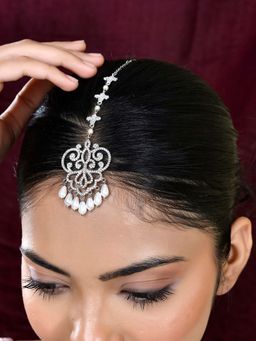 Voylla - White Royal Romance Valentine Statement Maangtika