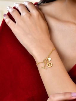 Voylla - Valentine'S Day Perfect Love Toggle Charm Bracelet