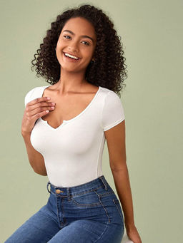 Outzidr - Off White Short Sleeve Top