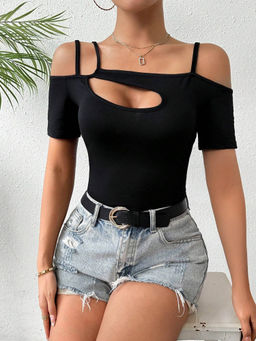 Outzidr - Black Cut-Out Detail Top