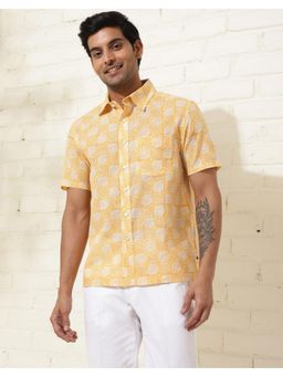 Fabindia - Men Yellow Cotton Collar Neck Printed Hand Block Shirt