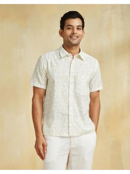 Fabindia - Men White Cotton Collar Neck Abstract Hand Block Shirt