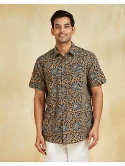 Fabindia - Men Brown Cotton Collar Neck Floral Printed Shirt