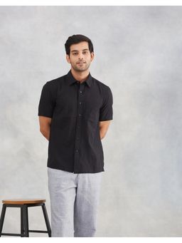 Fabindia - Men Black Cotton Collar Neck Checks Woven Shirt