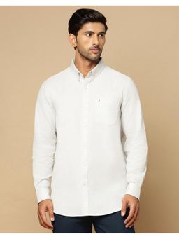 Fabindia - Men Off White Cotton Collar Neck Solid Woven Shirt