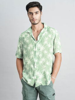 ROOKIES - Men Green Half Sleeves Slim Fit Rayon Printed Shirt