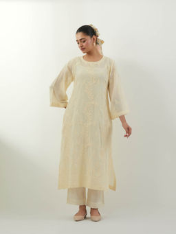 Vinusto - Butter Yellow Chikankari Kurta with Slip and Pant