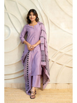 LABEL MAE - Lavender Kurta With Pant And Printed Dupatta